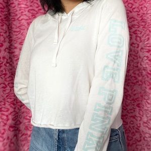 PINK Victoria’s Secret white cropped hoodie 🤍